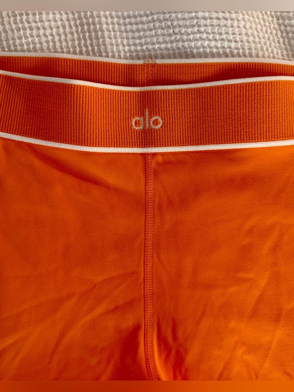 NWT ALO Softsculpt Amp It Up 3" High-Waist Shorts - Satsuma Breeze - Size S - Picture 6 of 9